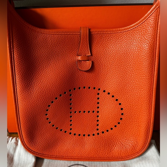🦄Hermes Evelyne III 🦄in fire orange taurillon clemence leather PM - Picture 5 of 15
